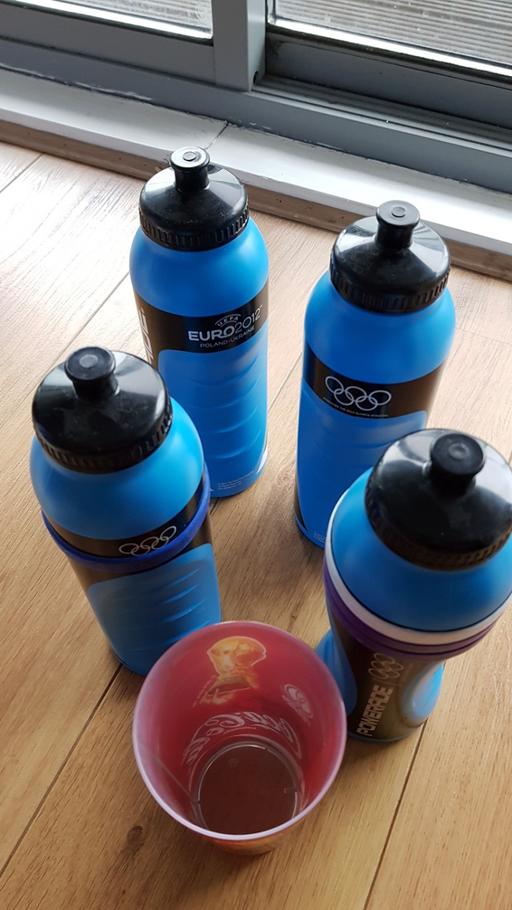 Buy & Sell South East London St Johns - South East London - Photos for Poweride Sport Bottles and a Plastic Glass