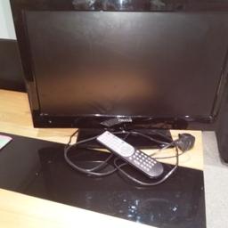black celcus 22in TV/dvd Combo, good condition, fully working with remote control. (slight scratch at top of remote control).  cash on pick up only please.