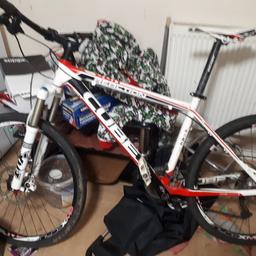 Looking at swapping my cube reaction pro in 26inch wheels is on road tyres got normal tyres aswell hydrolic brakes lock off fox forks 30 speed ready to ride away want to swap for large frame with 27.5 wheels no carreras