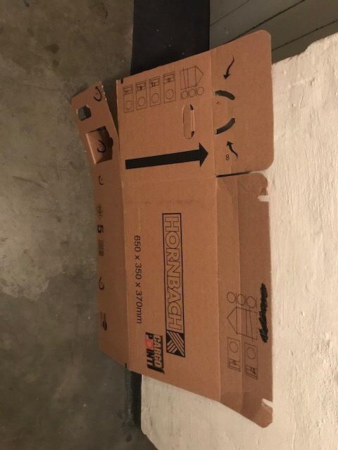 33 Umzugskartons ( IKEA, Hornbach, Aldi Nord) in 45138 Essen for €10.00