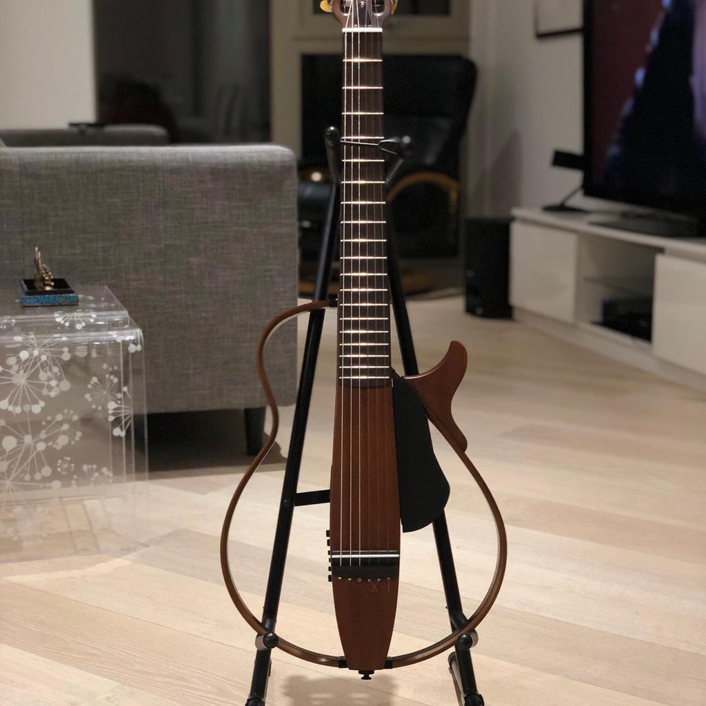 Yamaha SLG200N Acoustic Guitar + Extras in E16 Newham für £ 380,00 zum ...
