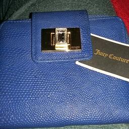 juicy Couture Purse in blue 
Immaculate condition never been used 
Still Price Tagged 
£20