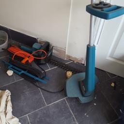 black and decker strimmer and hedge trimmer selling both togeather
