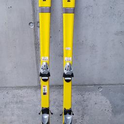 Ski Alpin älteres Modell aber gut erhalten 151 cm
