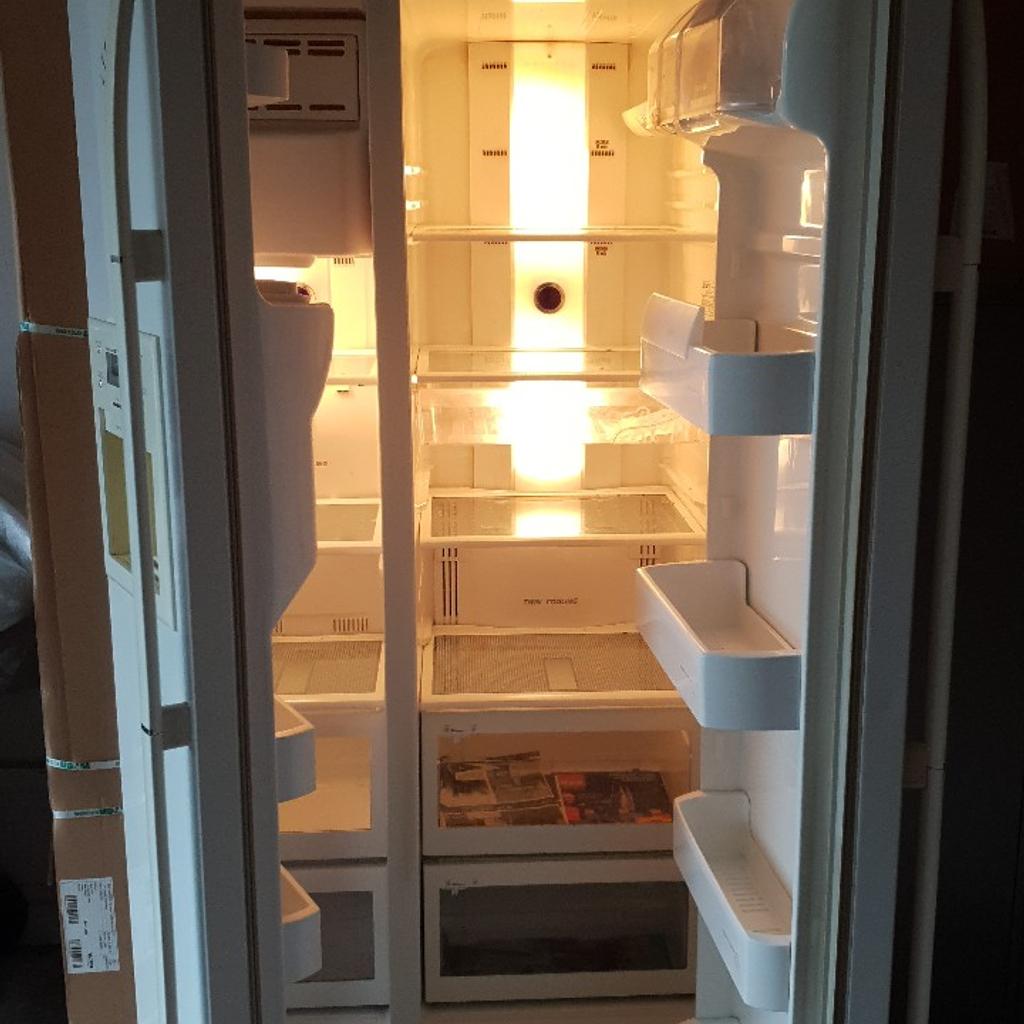 Samsung American Fridge Freezer white in CV3 Rugby for £110.00 for sale