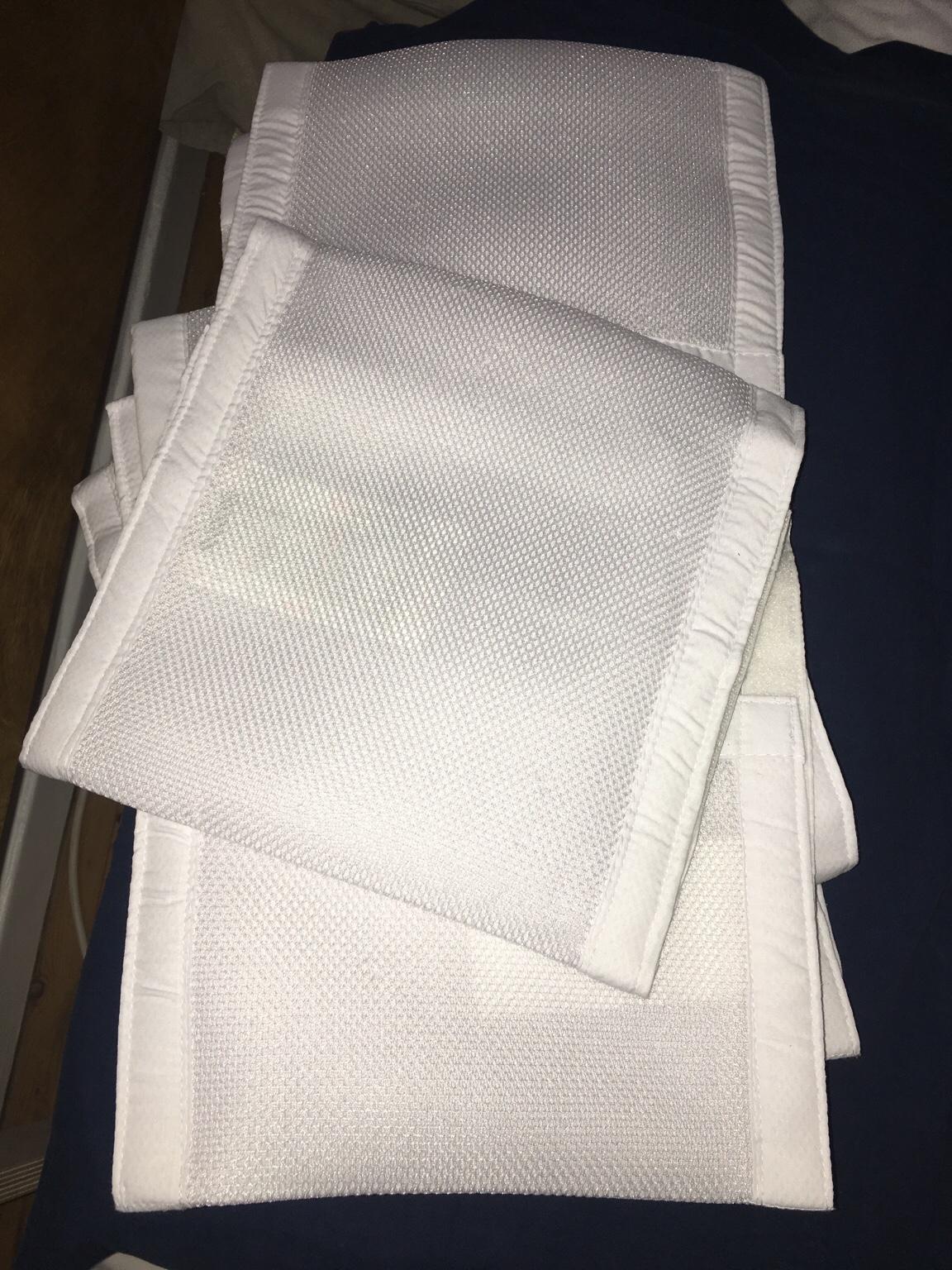 Airwrap 4 sided baby cot bumper John Lewis in SW11 London for £15.00