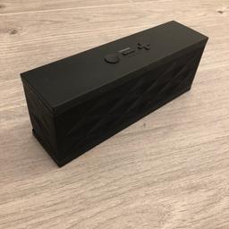 Jawbone JAMBOX WirelessBluetooth Speaker. Originally bought from Argos for £119. Great speaker with good bass and long battery. Comes with charging cable. Collection or can post for extra if paid for by PayPal.