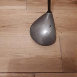 A great condition driver. It's a graphite shaft reg, 11 deg. Head 8, Shaft 9 and the full chord ,golf pride grip 8. It also comes with original head cover which is in good condition. This club is on another site to sell. Thanks for Looking.