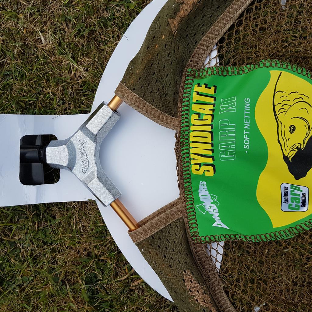 Dinsmore Carp Spoon Landing Net 24" 60cm in South Staffordshire for £15