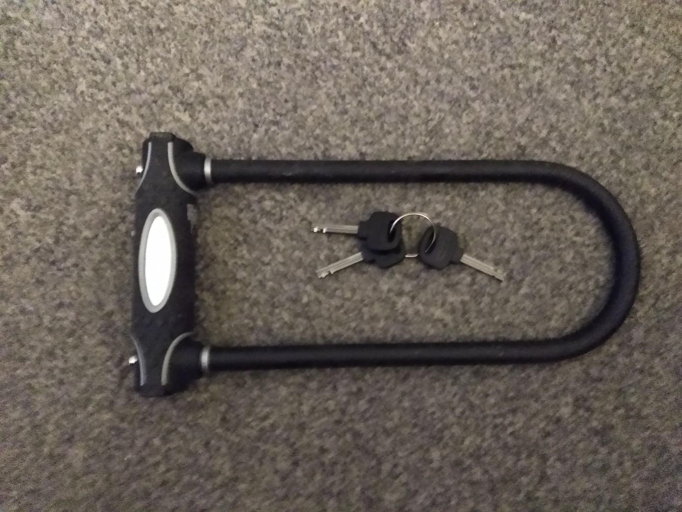 Bike D lock master lock 3 keys in WS10 Walsall for £10.00 for sale