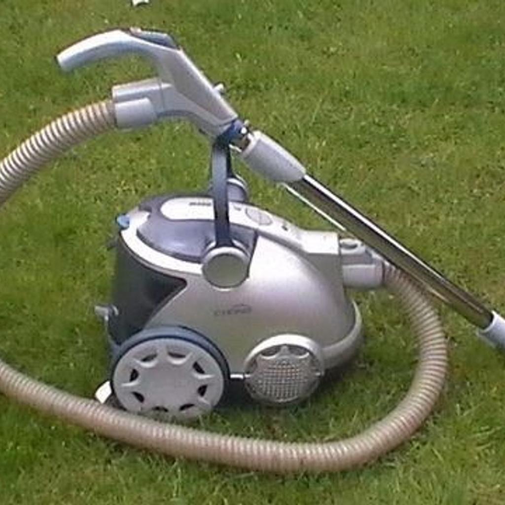 LG CYKING VACUUM CLEANER in CV6 Coventry for £25.00 for sale Shpock