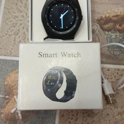 smartwatch con  sd 2gb con varie funzioni con alloggio sim/ sd vendo per inutilizzo