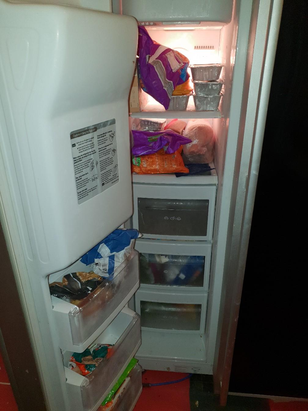 LG American fridge freezer in OL4 Oldham für 200,00 £ zum Verkauf