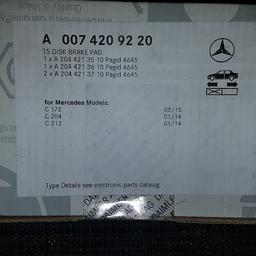 Hier biete ich von Mercedes-Benz, NEUE TS Bremsbelag ORIGINAL an. 

Seriennr. A007 420 9220 

KEINE GARANTIE und KEINE RÜCKNAHME, da PRIVAT verkauf. 

zzgl. Versandkosten