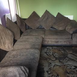 Want to swap my corner sofa for another chair 3 and a 2 it’s too big for in my living room just needs a wash welcome to view