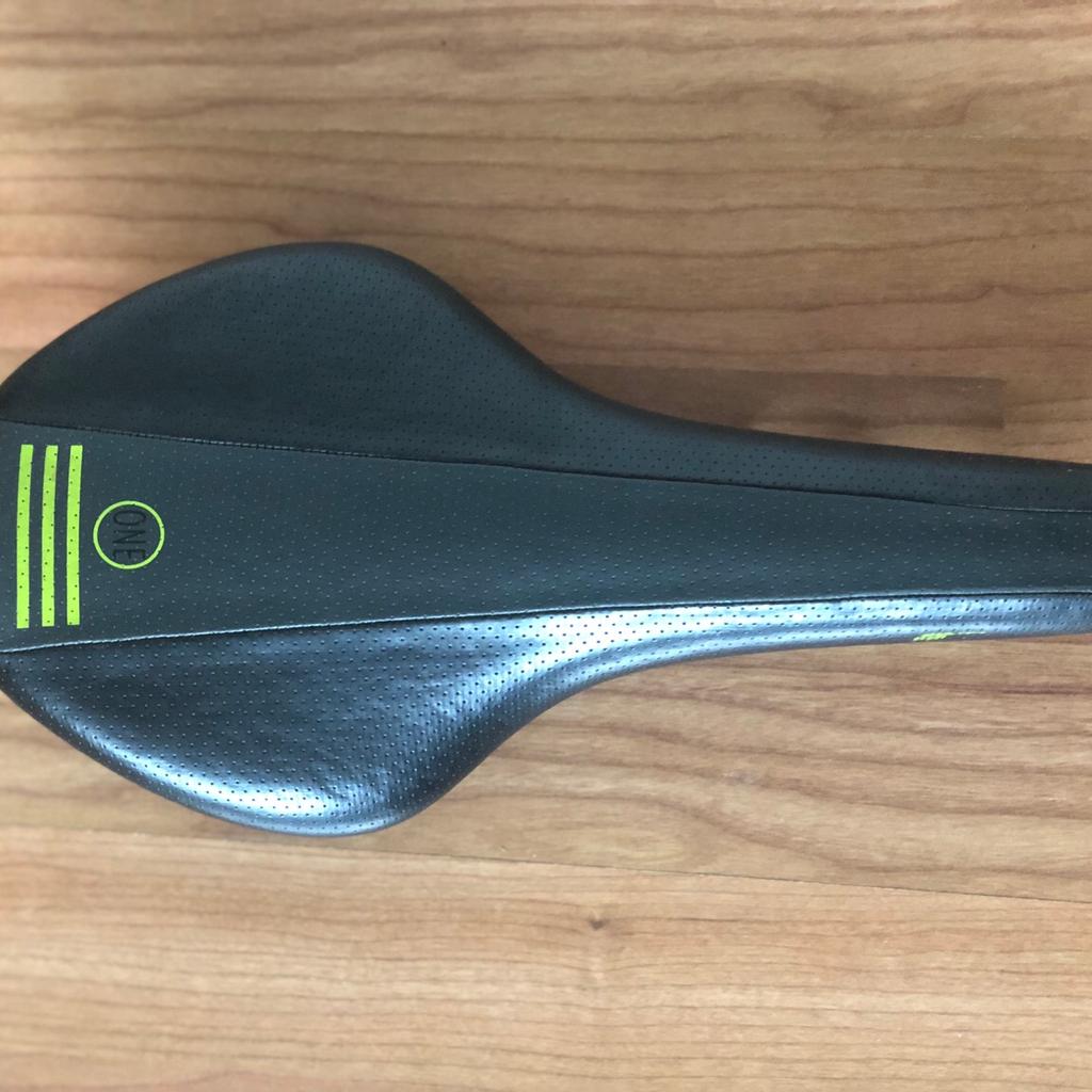 Carrera Mountain Bike Seat Saddle in HA3 London for £8.00 for sale Shpock