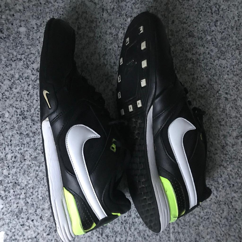 nike saku
