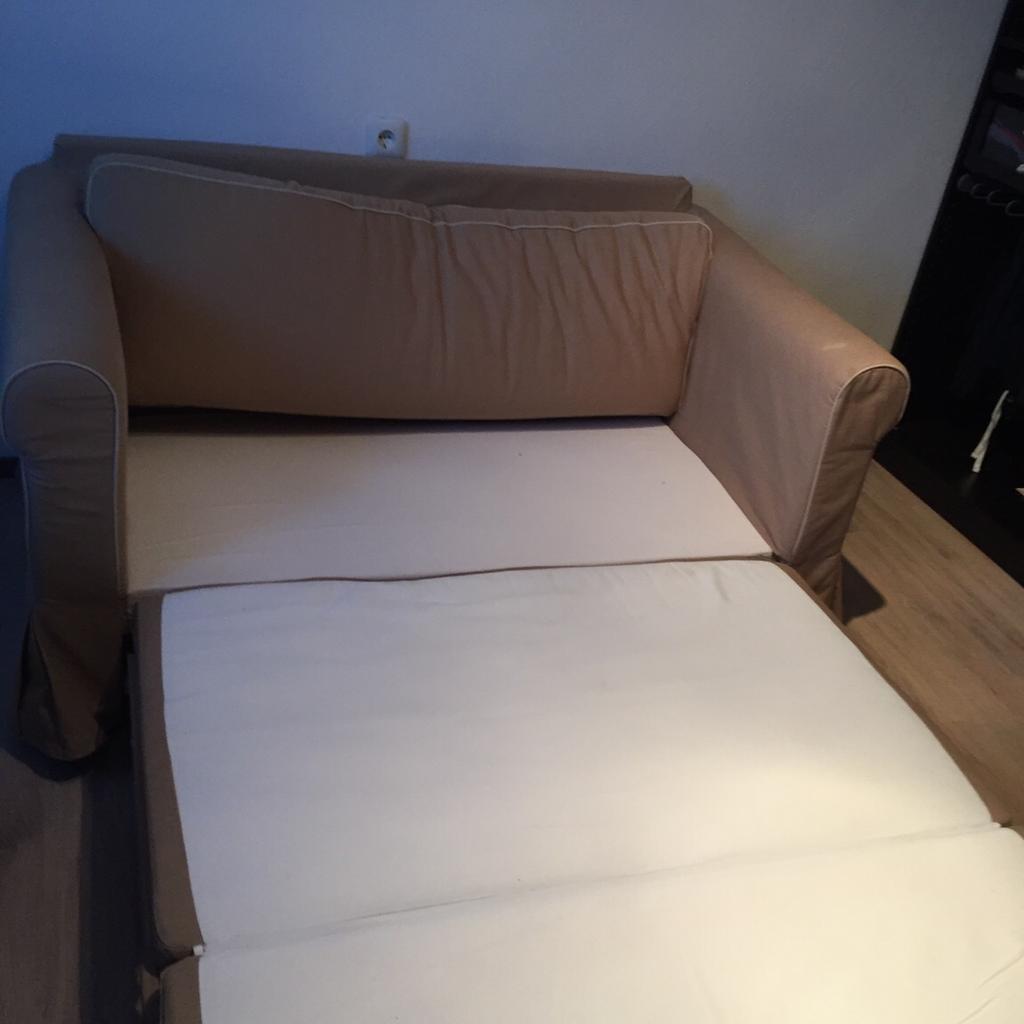 Ausziehbare Couch in 7202 Gemeinde Bad Sauerbrunn für 25,00 € zum