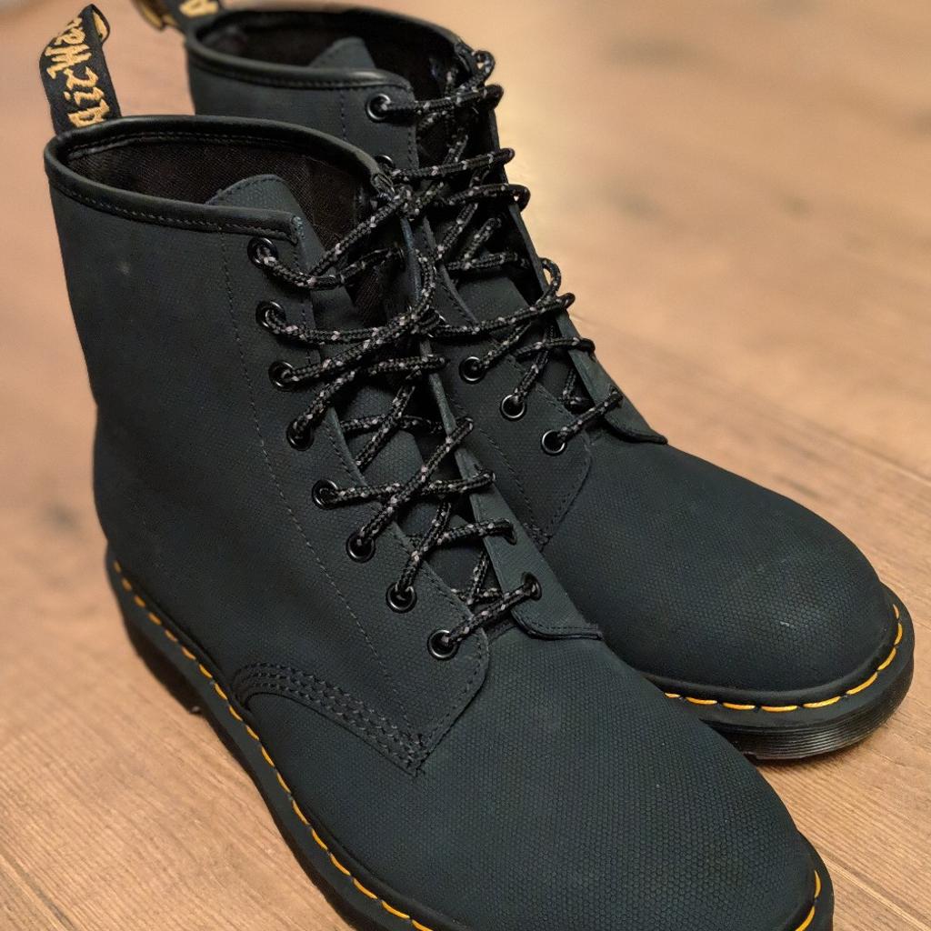 Dr martens unisex 1460 best sale black broder