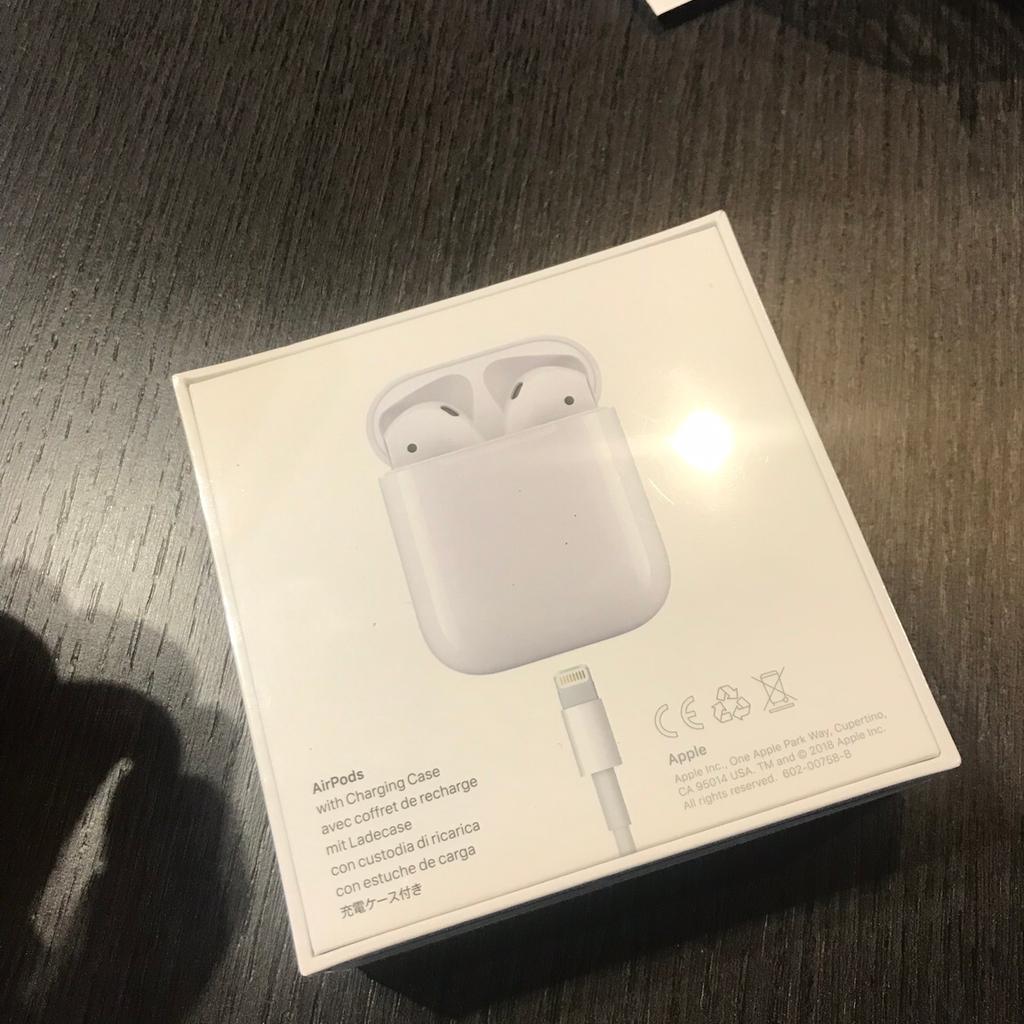 Apple AirPods NUOVE ORIGINALI MAI APERTE! in 20010 Canegrate for €165. ...