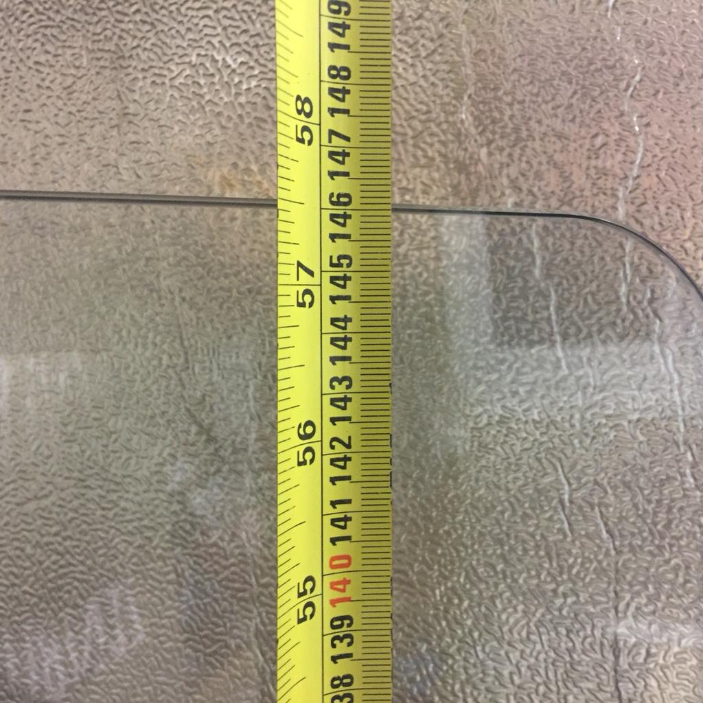 P shape / curved shower screen in GU20 Heath für £ 22,00 zum Verkauf