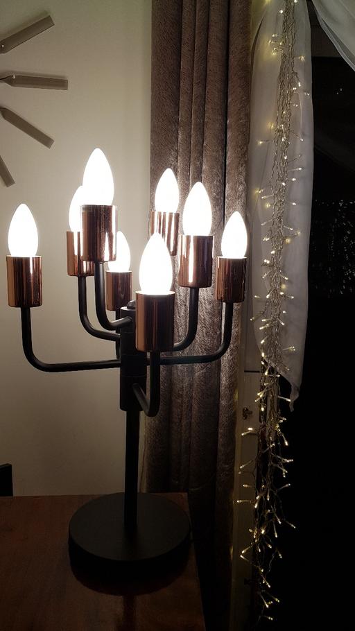 Buy & Sell Surrey Guildford - Photos for 8 arms modern candelabra with LED bulbs