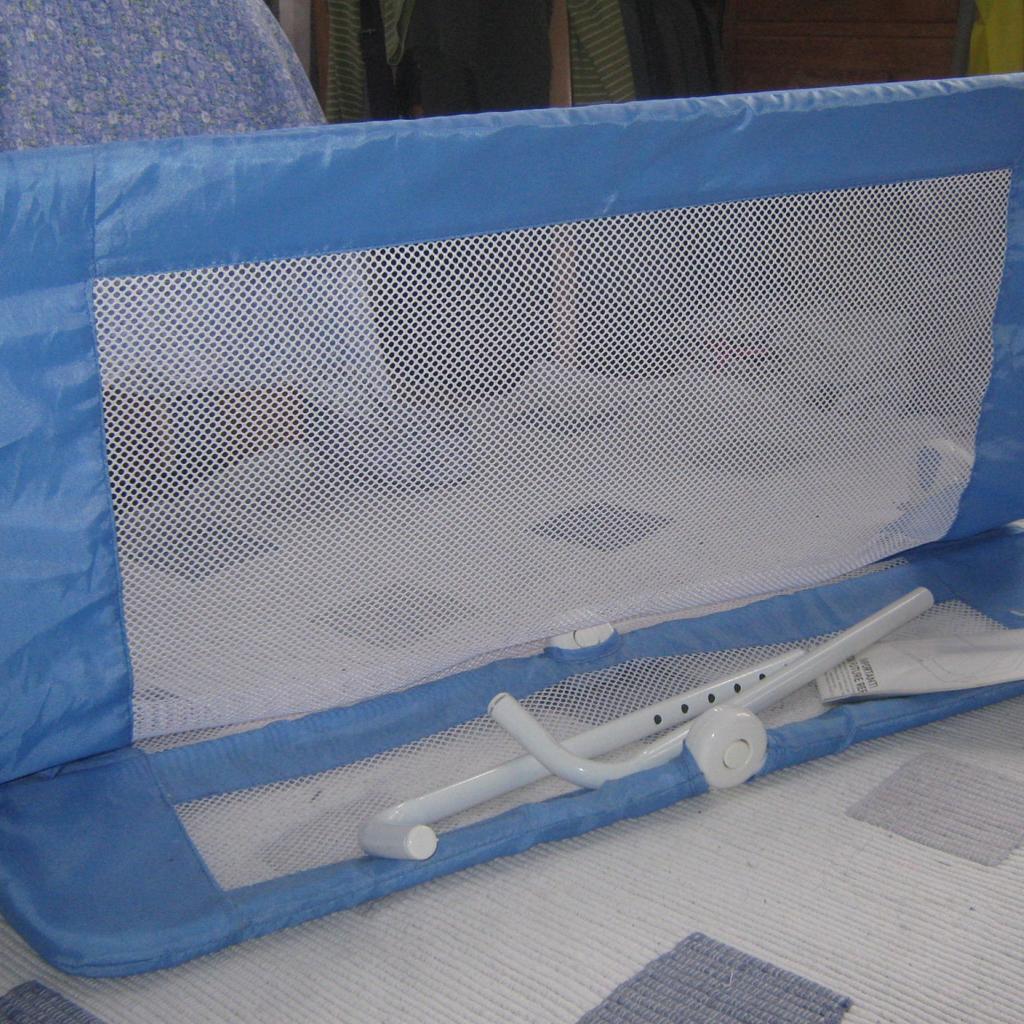 Lindam Folding Bed Rail in SE5 Lambeth for £7.00 for sale Shpock