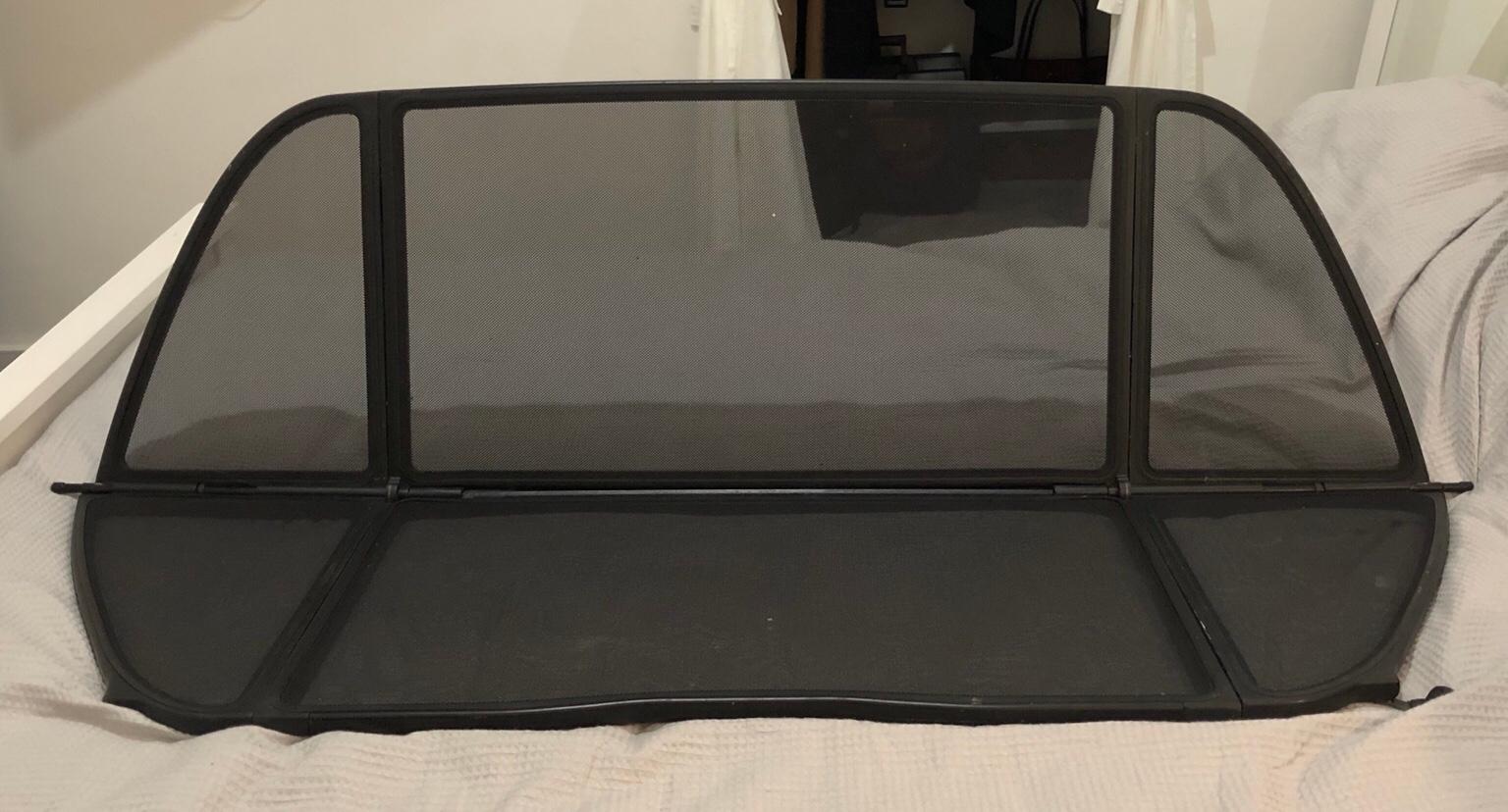 Genuine BMW E46 Convertible Wind Deflector in N9 London für 60,00 £ zum