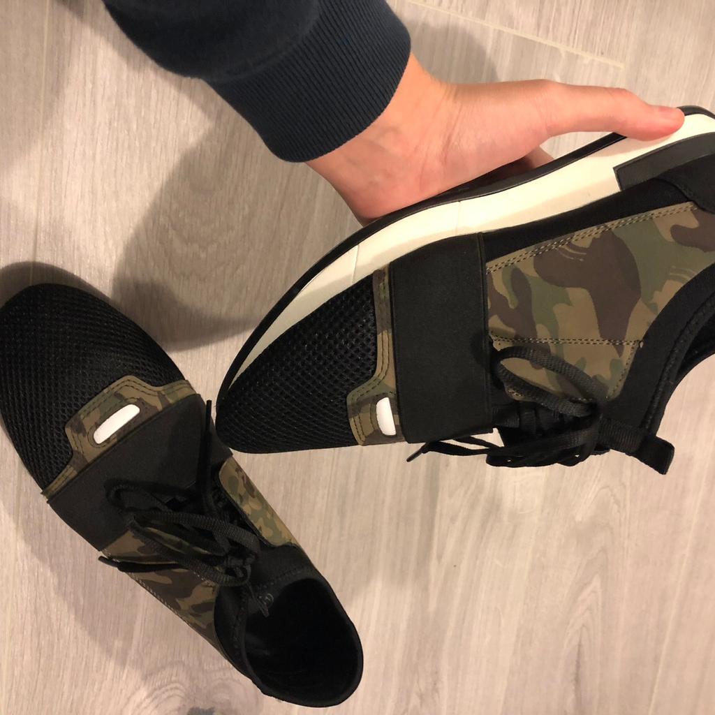 Balenciaga race best sale runners replica