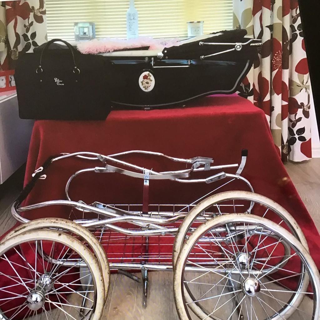 Silvercross Durham Rose Pram & Accessories in Easington for £550.00 for