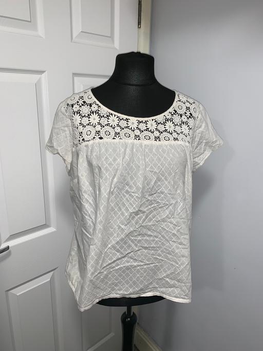 Buy & Sell West Midlands Birmingham - Photos for Beautiful white blouse size XL perfect 👍👍