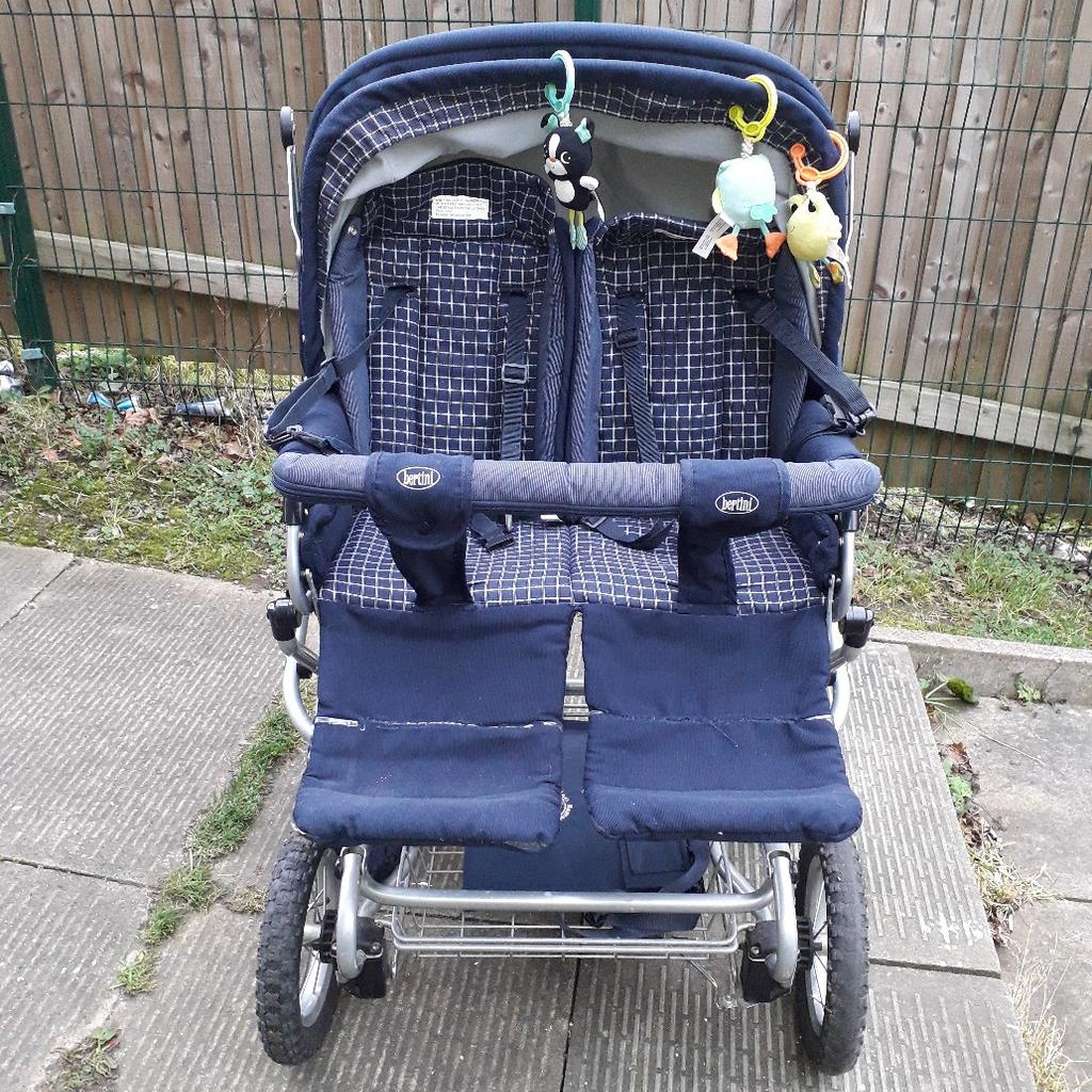 Bertini store double pram