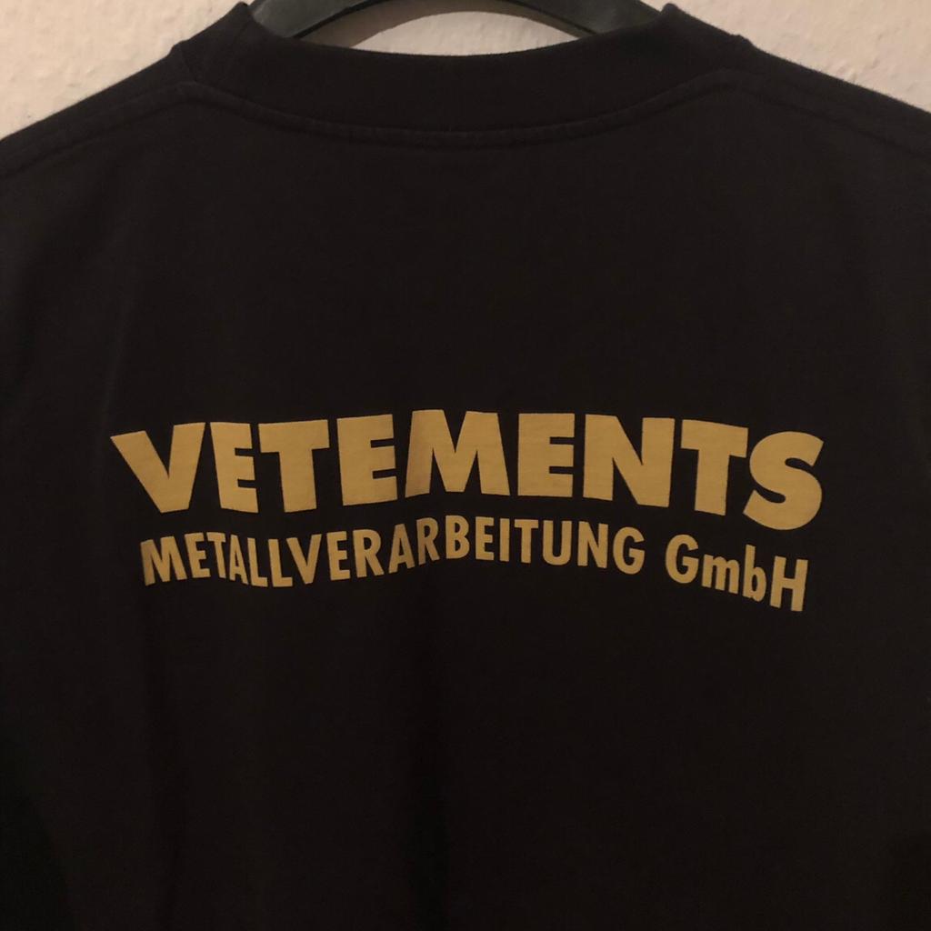 Vetements Longsleeve Metallverarbeitung GmbH in 37115 Duderstadt für 210,00  € zum Verkauf | Shpock DE