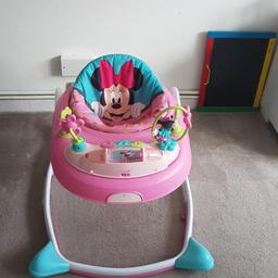girls baby walker
in a clean and great working condition.