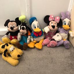 Collection of authentic Mickey Mouse collection,
Will need to be washed as they are a little grubby hence the low selling price. 



Collection only shirley