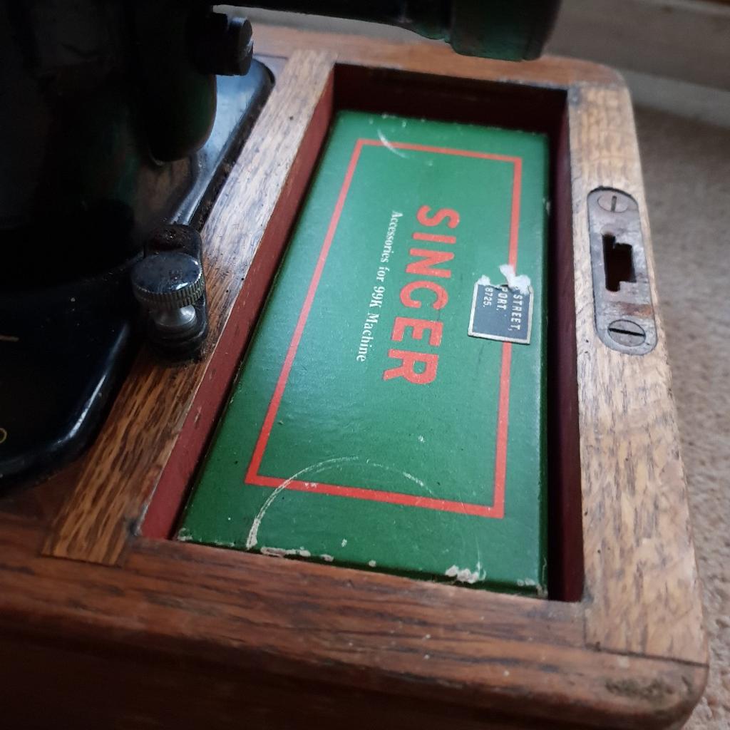1923 Singer Sewing Machine in Fareham for £50.00 for sale Shpock