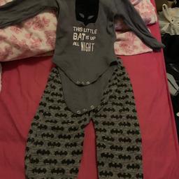 Perfect condition 
Batman best &joggers 12-18 months bought as a set
Pick up is L13 tuebrook 
Or can post for extra