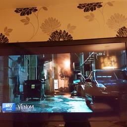 great condition 
tv and remote only
ovno