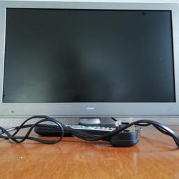 Bush TV with built-in dvd, freeveiw, 22 inch screen, including remote, in excellent working order