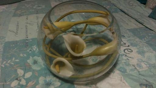 Buy & Sell Lancashire West Lancashire - Photos for large glass bowl with artificial Lily's