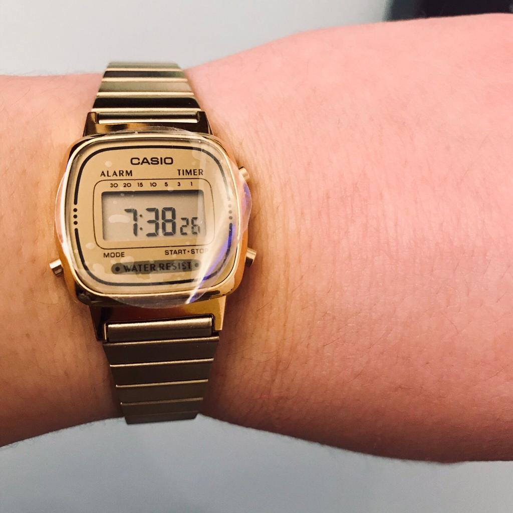 Orologio casio hot sale oro piccolo