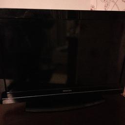 Toshiba TV 32 inch screen
Good working condition
Including remote