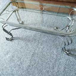 Good condition coffee table with bronze frame. Very cheap. Look at photos.