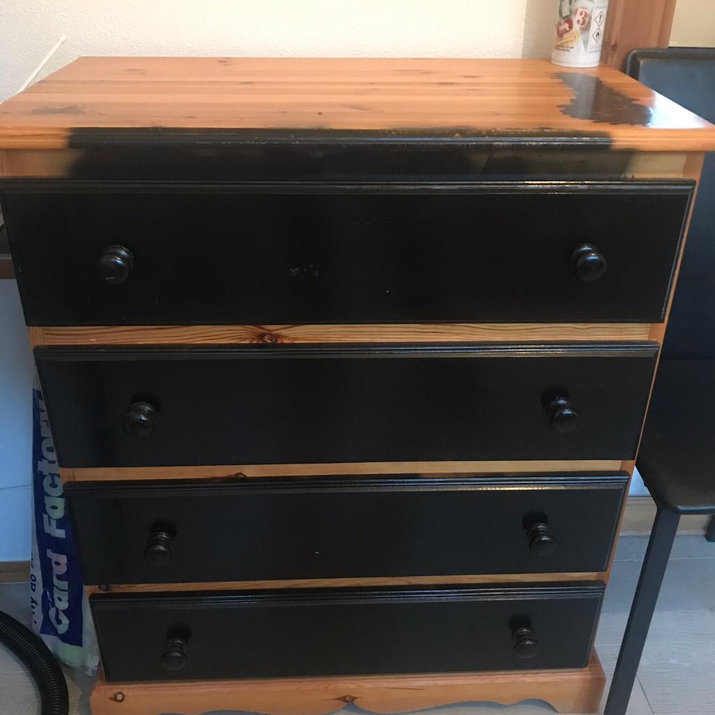 Free chest of drawers in Harlow for free for sale Shpock