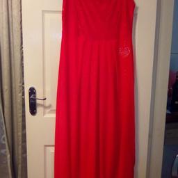 long dress with sequins design down one side.
size XXL. collection from Stonebroom
reduced from £25 to £12