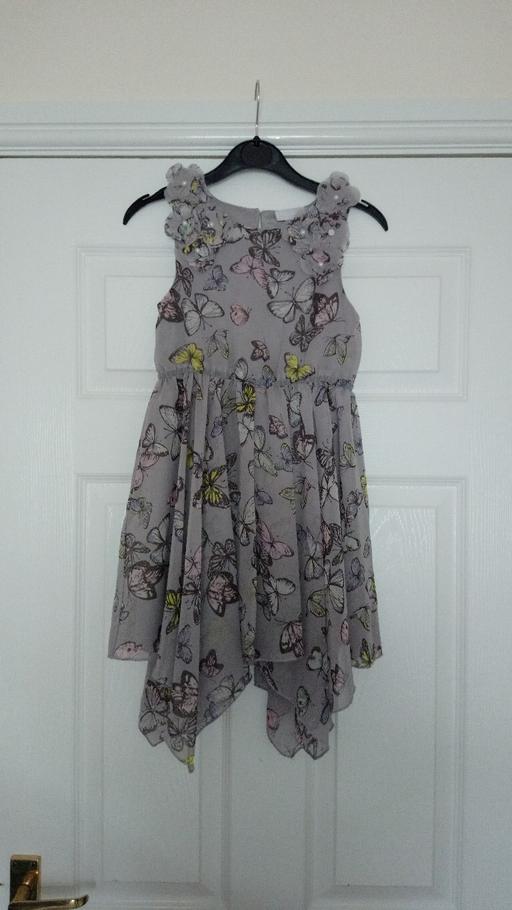 Buy & Sell Derbyshire Bolsover - Photos for age 7 grey butterfly dress