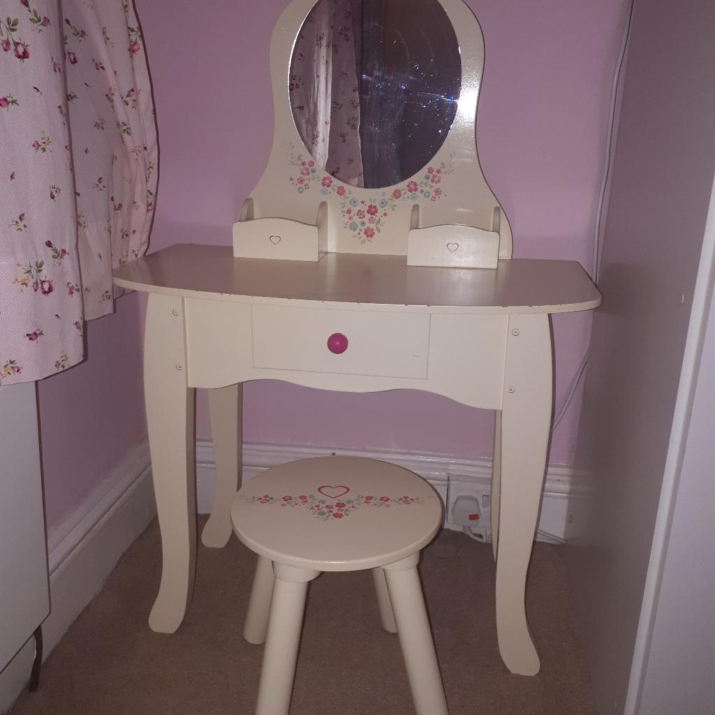 girls dressing vanity table stool George asda in TN24 Ashford for