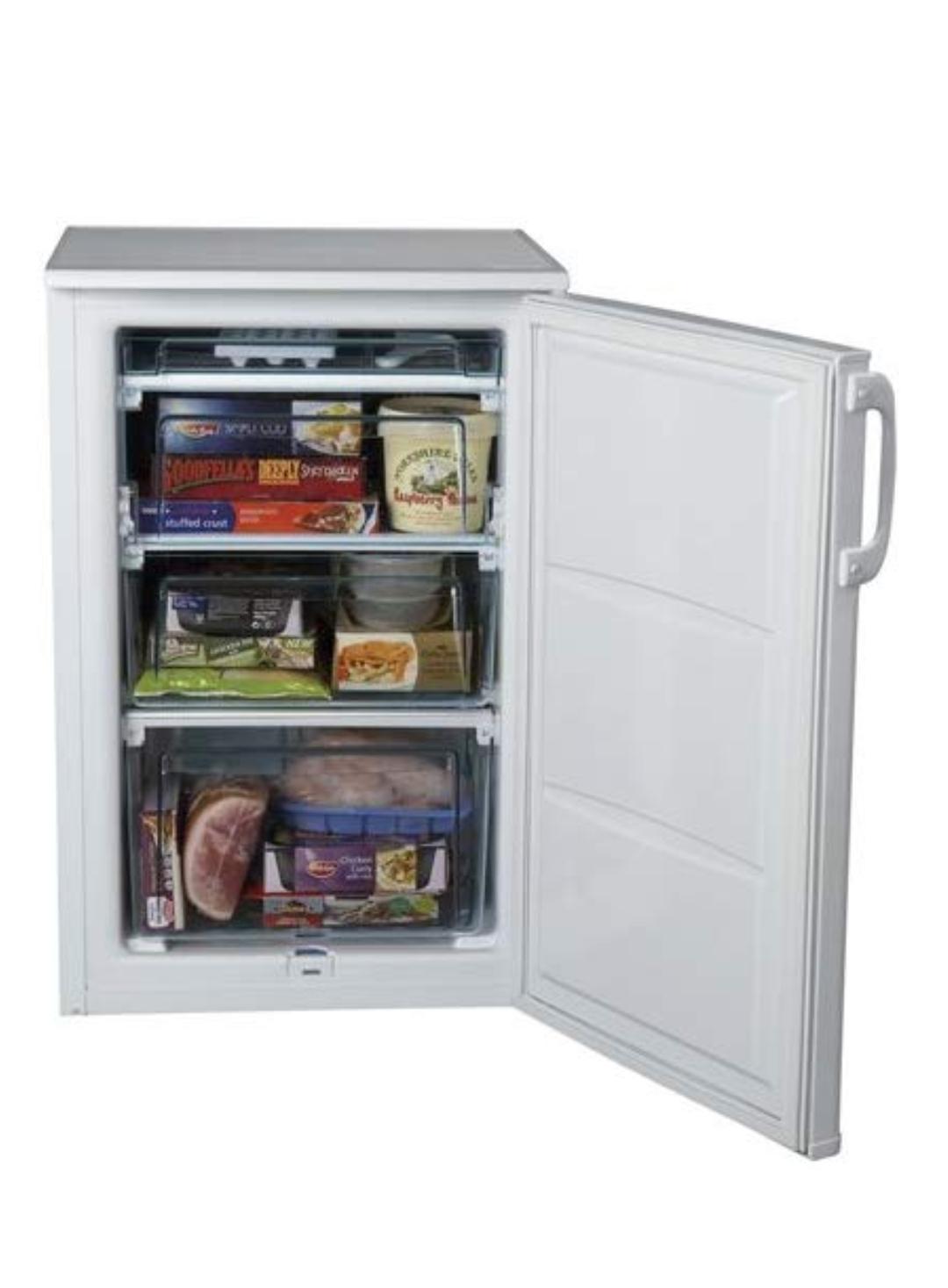 LEC Chest Freezer 55cm Upright shelves drawer in Luton for £20.00 for sale Shpock