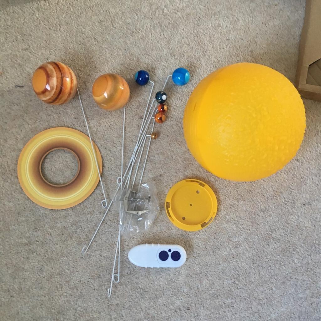 Rc illuminated cheap solar system