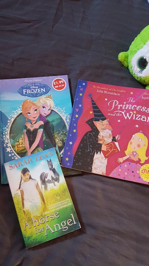 Buy & Sell Chadderton Oldham - Photos for free books